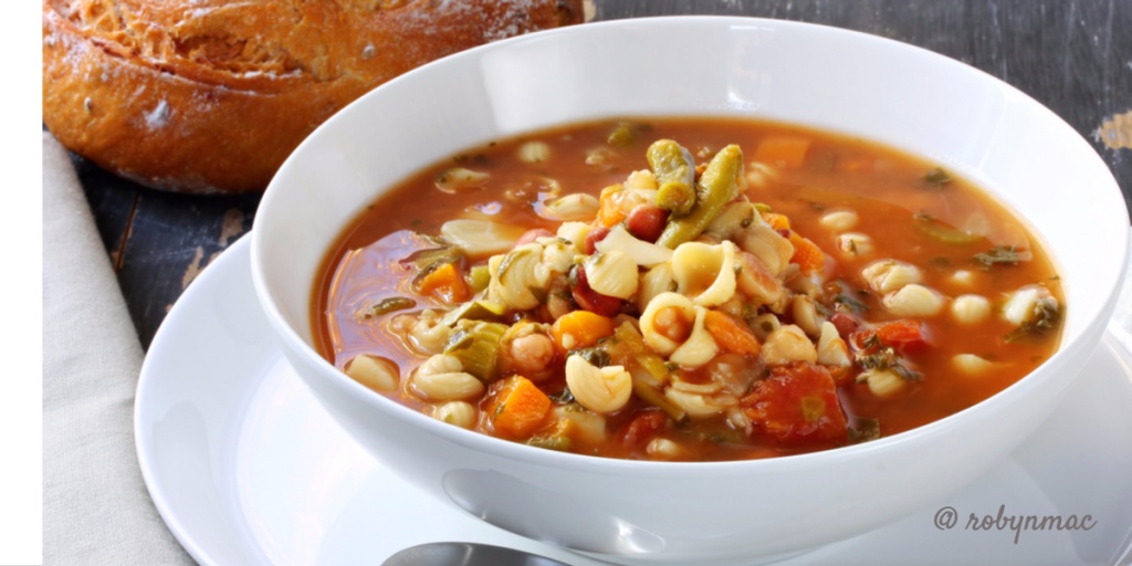 homemade-italian-minestrone-soup