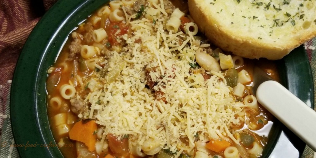 italian-pasta-e-fagioli-soup-feature